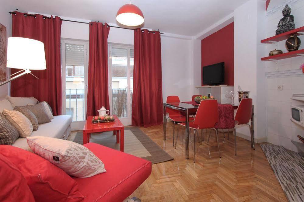 Apartamentos Goyescas Deco Madrid Exterior foto